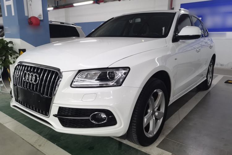 Used Audi Q5 2017 Plus 40 TFSI Ambition Model Guazi used car, China used car export, Used car for sale, Used cars, Cheapest cars for sale