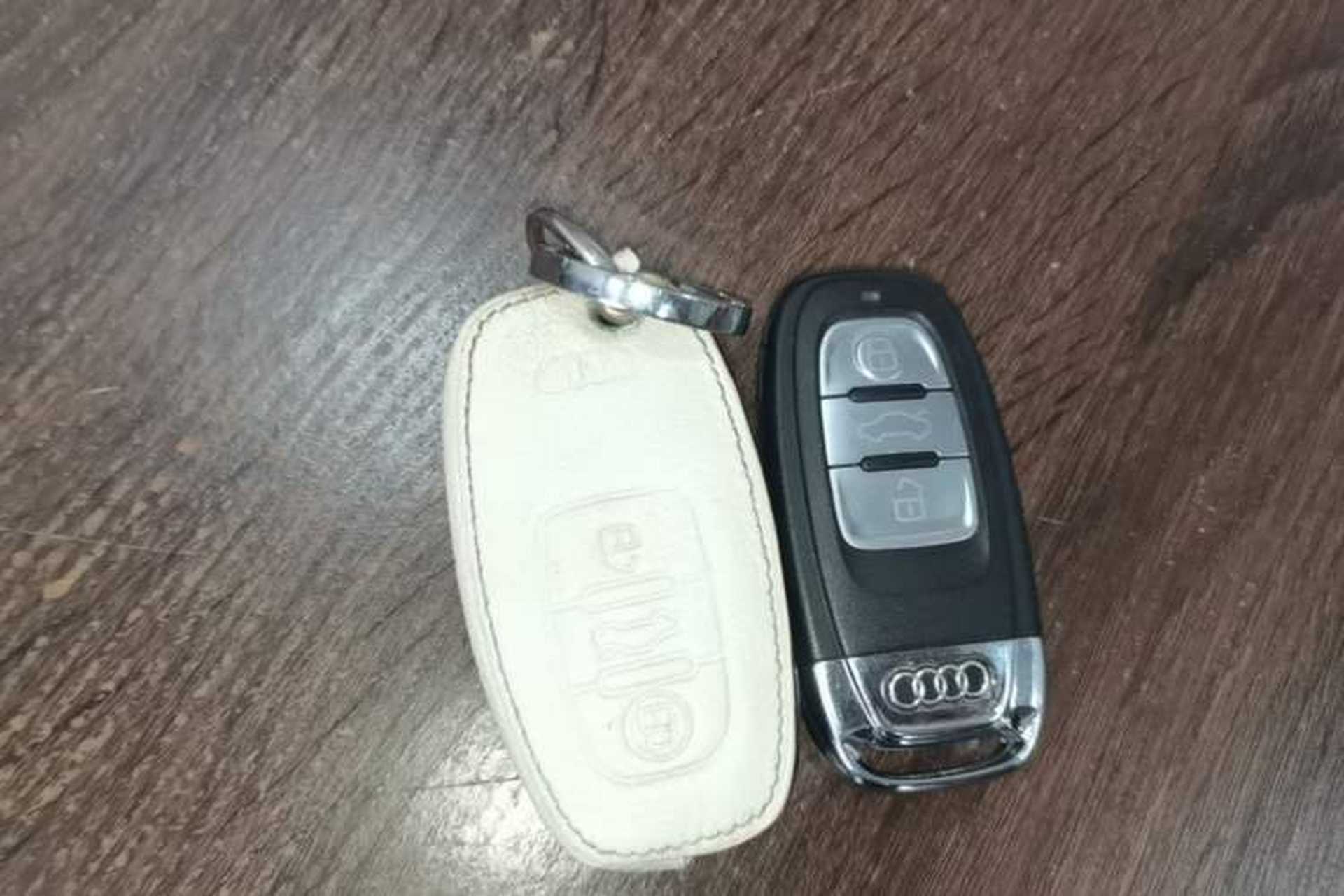 Used Audi Q5 2017 40 TFSI Ambition Edition Vehicle Key
