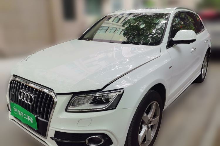 Used Audi Q5 2017 Plus 40 TFSI Ambition Model Guazi used car, China used car export, Used car for sale, Used Audi cars, Cheapest cars for sale