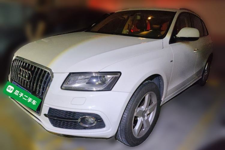 Used Audi Q5 2017 Plus 40 TFSI Ambition Model Guazi used car, China used car export, Used car for sale, Used cars, Cheapest cars for sale