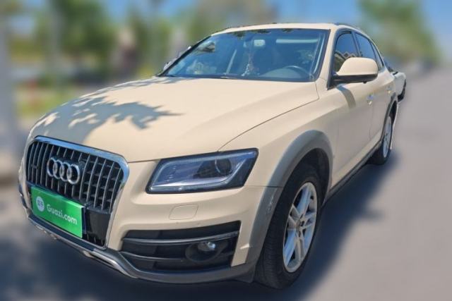 Used Audi Q5 2017 Plus 40 TFSI Technology Model