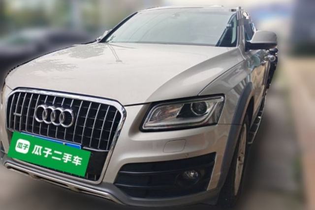 Used Audi Q5 2017 Plus 40 TFSI Comfort Model