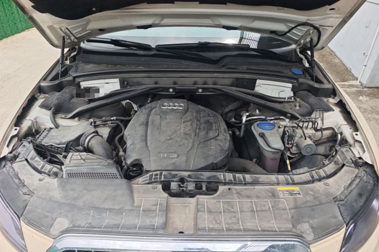 Used Audi Q5 2017 Plus 40 TFSI Technology Model Engine Bay