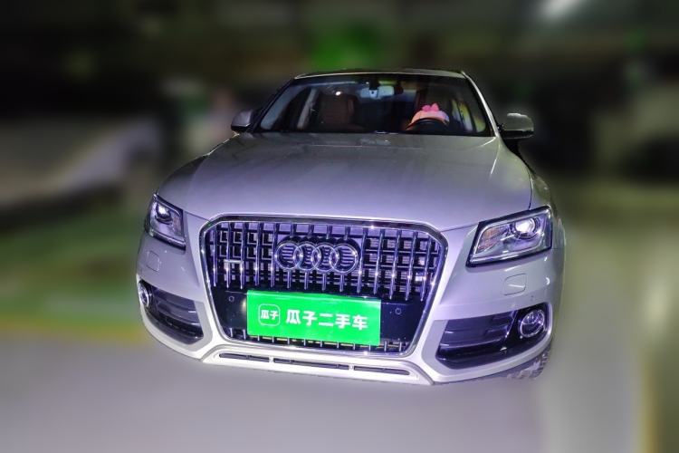 Used Audi Q5 2017 40 TFSI Comfort Model Exterior 1