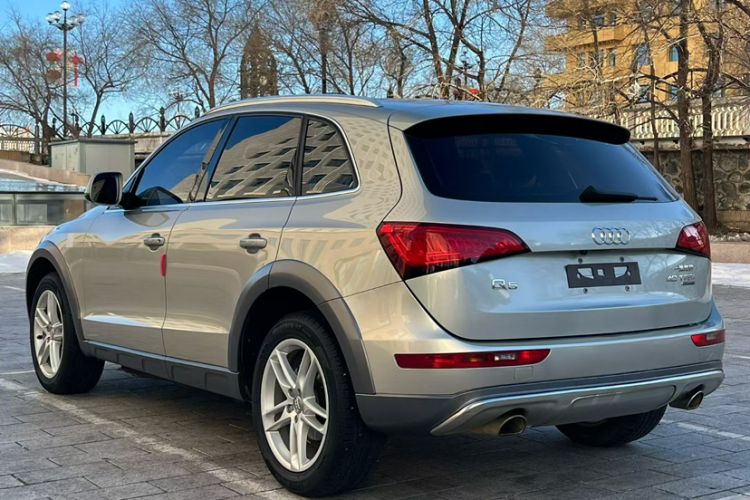 Used Audi Q5 2017 Plus 40 TFSI Technology Model Exterior 3