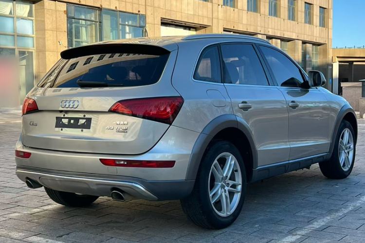 Used Audi Q5 2017 Plus 40 TFSI Technology Model Exterior 4
