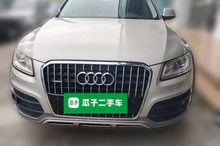 Used Audi Q5 2017 Plus 40 TFSI Comfort Model Front