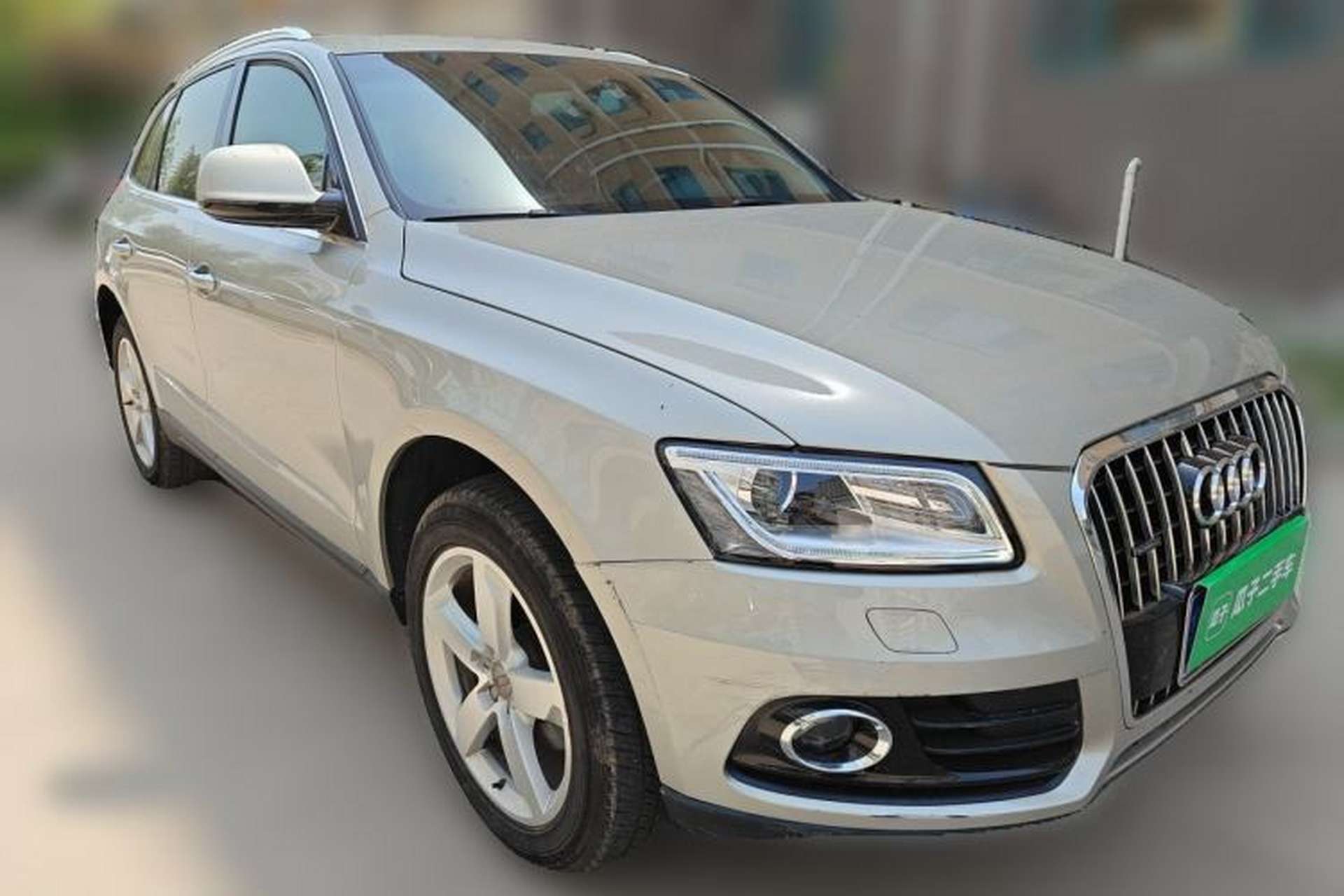 Used Audi Q5 2017 40 TFSI Ambition Edition Front Right 45 Deg