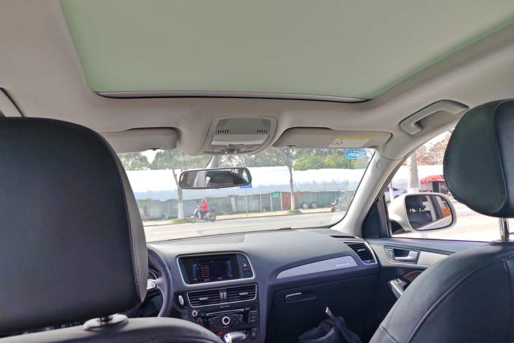 Used Audi Q5 2017 40 TFSI Ambition Edition Headliner