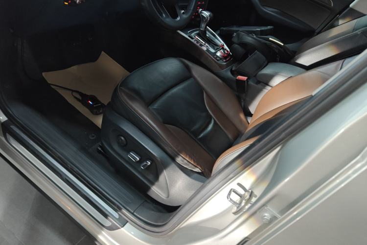 Used Audi Q5 2017 40 TFSI Comfort Model Left Front Seat