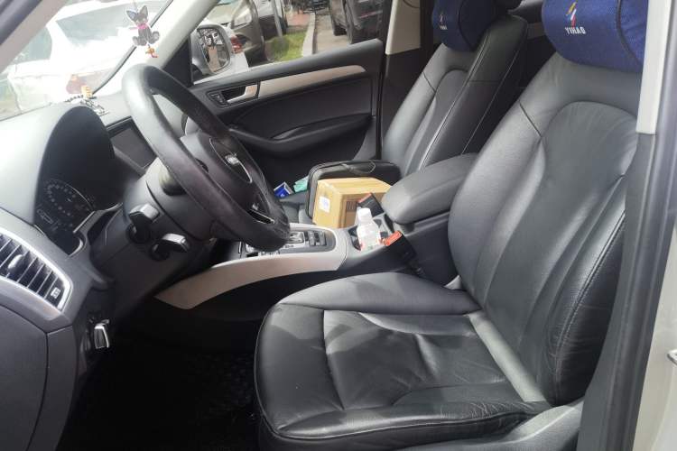 Used Audi Q5 2017 40 TFSI Ambition Edition Left Front Seat