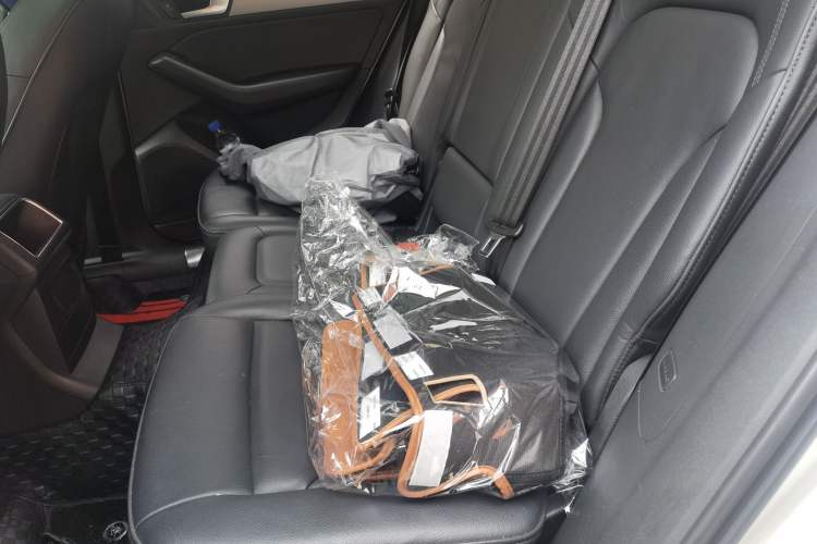 Used Audi Q5 2017 40 TFSI Ambition Edition Left Rear Seat