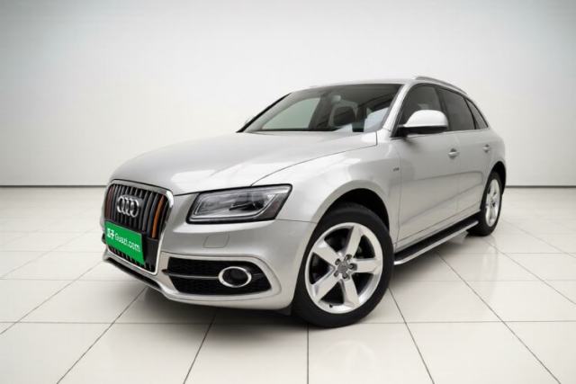 Ojetý Audi Q5 2017 Plus 40 TFSI Ambition Model
