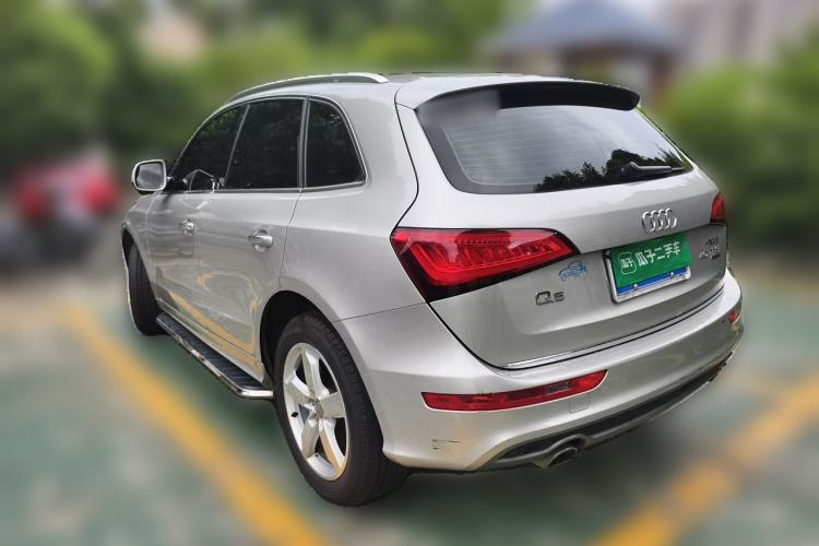 Used Audi Q5 2017 Plus 40 TFSI Ambition Model Rear Left 45 Deg