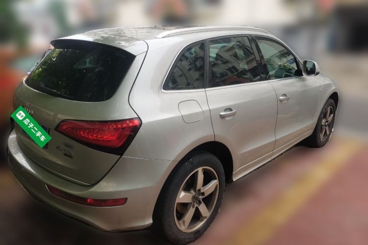 Used Audi Q5 2017 Plus 40 TFSI Ambition Model Rear Right 45 Deg