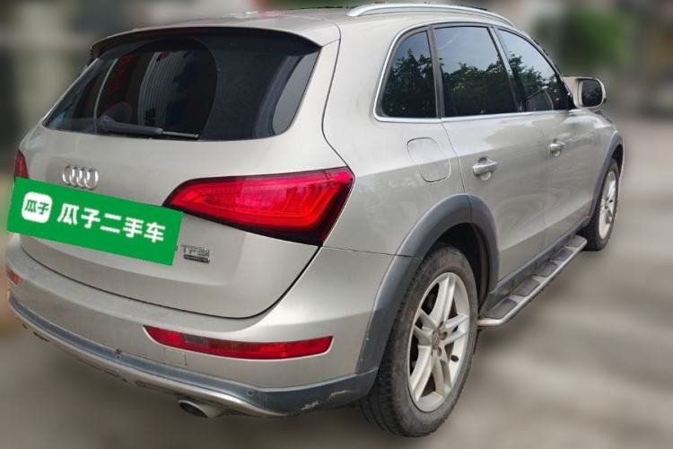 Used Audi Q5 2017 Plus 40 TFSI Comfort Model Rear Right 45 Deg