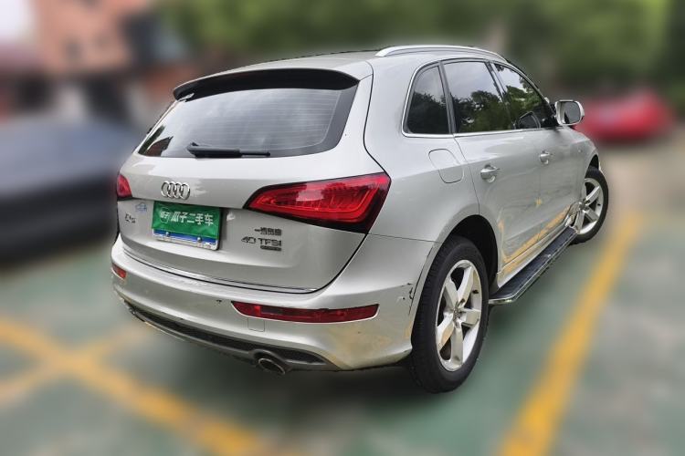 Used Audi Q5 2017 Plus 40 TFSI Ambition Model Rear Right 45 Deg