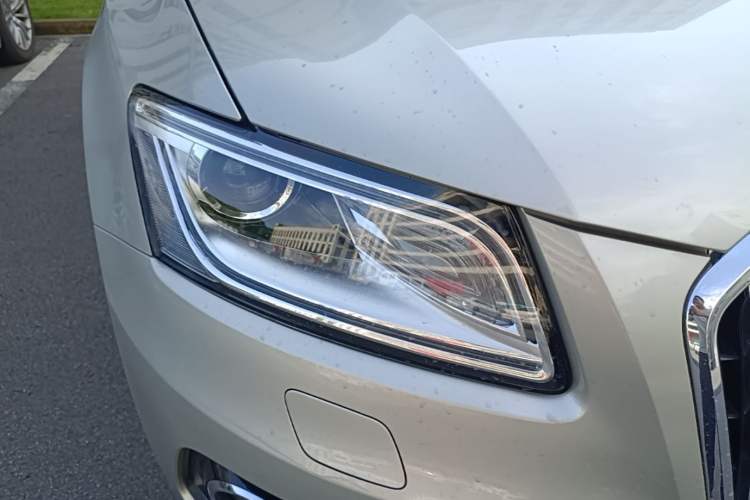 Used Audi Q5 2017 40 TFSI Ambition Edition Right Front Headlight