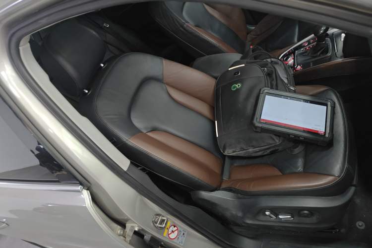 Used Audi Q5 2017 40 TFSI Comfort Model Right Front Seat