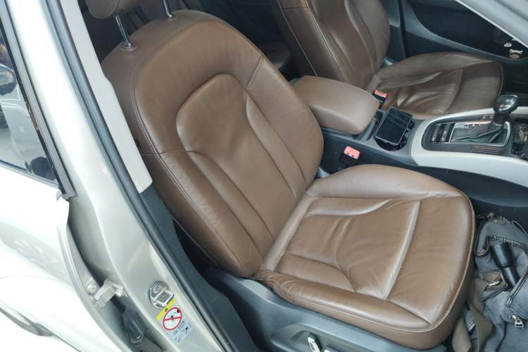 Used Audi Q5 2017 40 TFSI Ambition Edition Right Front Seat
