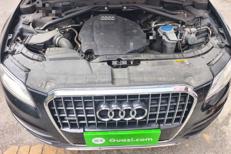 Used Audi Q5 2018 Collector's Edition 40 TFSI Technology Model Engine Bay