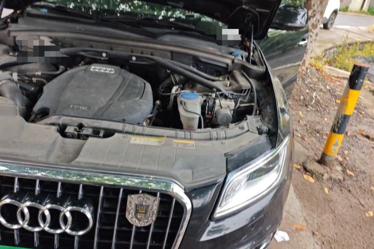Used Audi Q5 2018 Collector's Edition 40 TFSI Technology Model Engine Bay Left