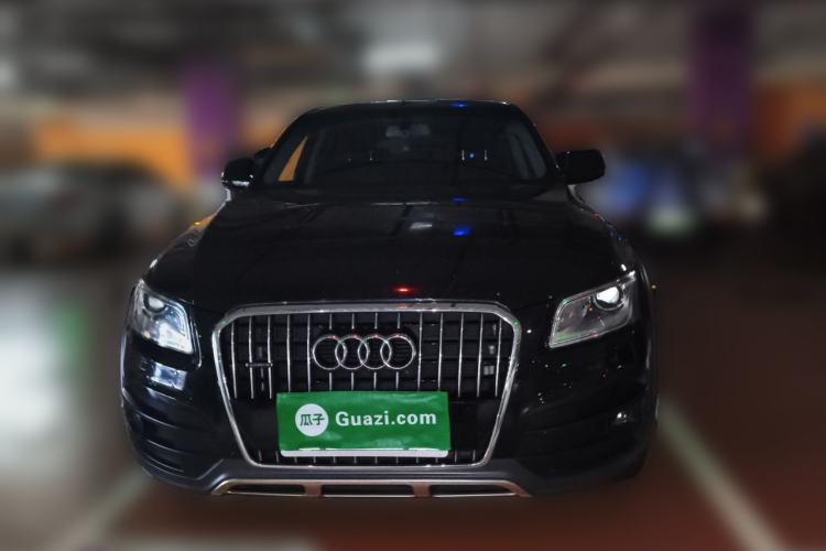 Used Audi Q5 2018 Collector's Edition 40 TFSI Technology Model Front