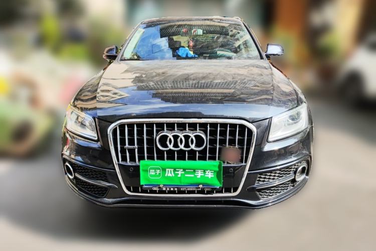 Used Audi Q5 2018 Collector's Edition 40 TFSI Ambition Model Front
