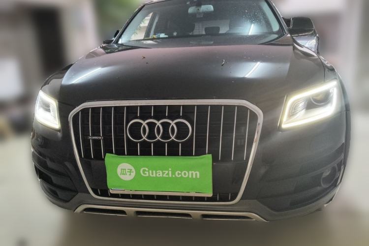 Used Audi Q5 2018 Collector's Edition 40 TFSI Technology Model Front