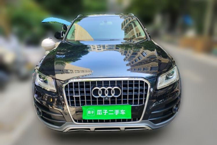 Used Audi Q5 2018 Collector's Edition 40 TFSI Technology Model Front