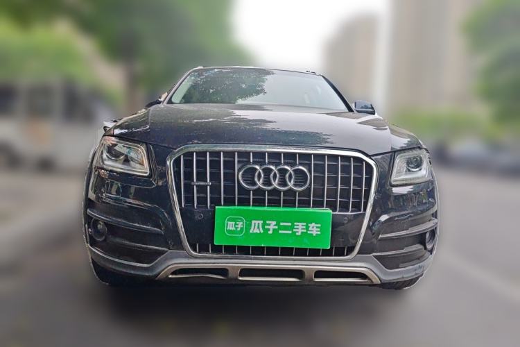 Used Audi Q5 2018 Collector's Edition 40 TFSI Technology Model Front