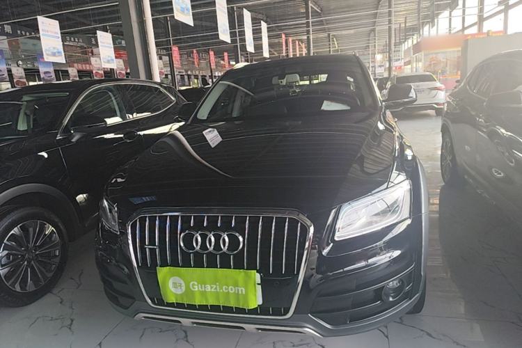 Used Audi Q5 2018 Collector's Edition 40 TFSI Technology Model Front