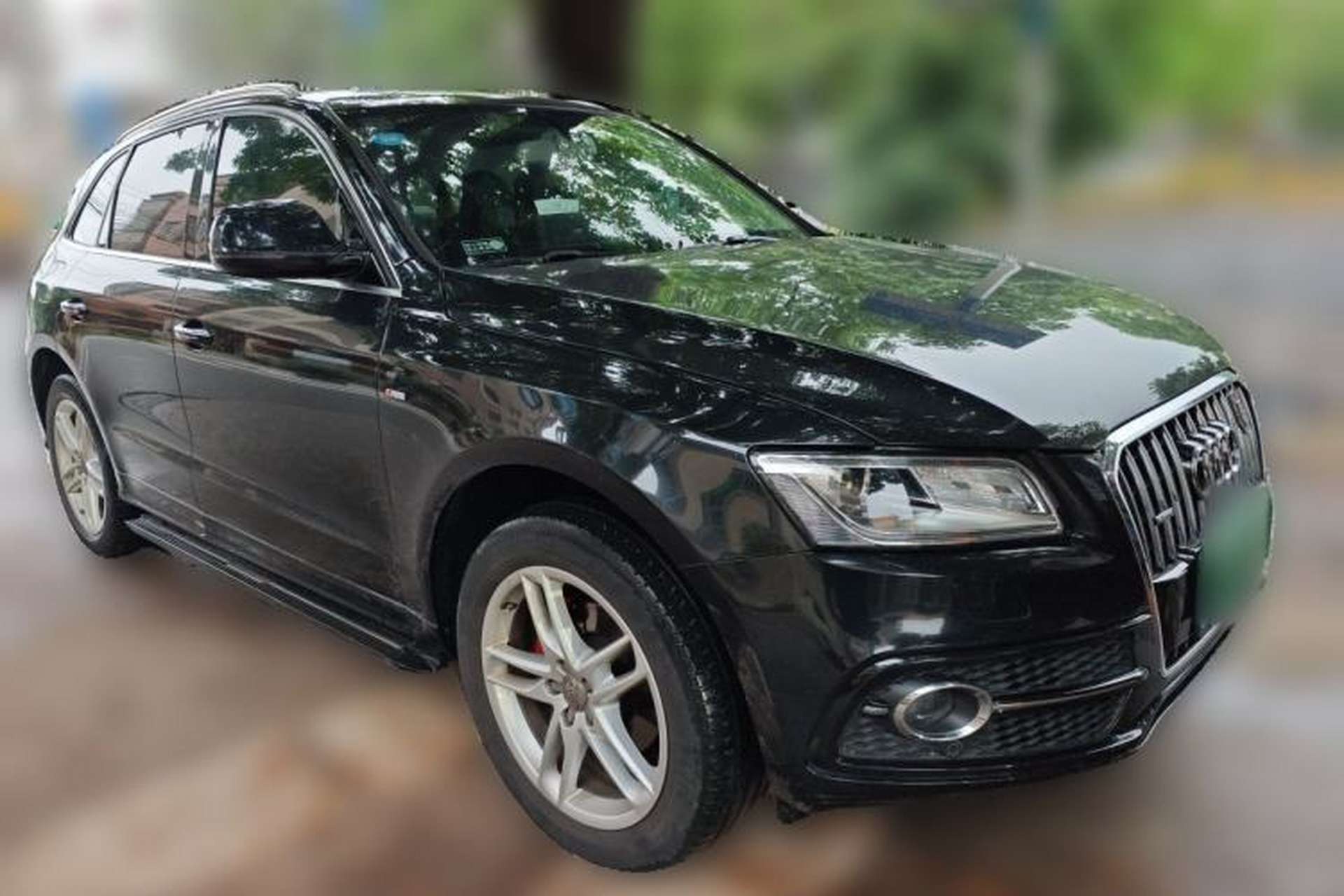 Used Audi Q5 2018 Collector's Edition 40 TFSI Technology Model Front Right 45 Deg