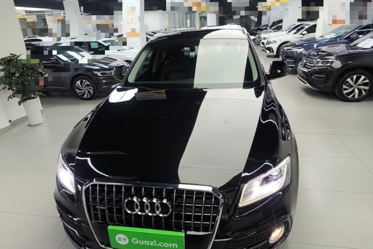 Used Audi Q5 2018 Collector's Edition 40 TFSI Ambition Model Front