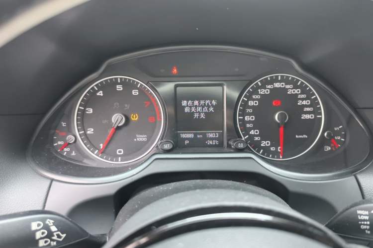 Used Audi Q5 2018 Collector's Edition 40 TFSI Technology Model Instrument Cluster