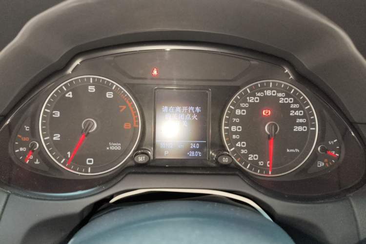 Used Audi Q5 2018 Collector's Edition 40 TFSI Technology Model Instrument Cluster