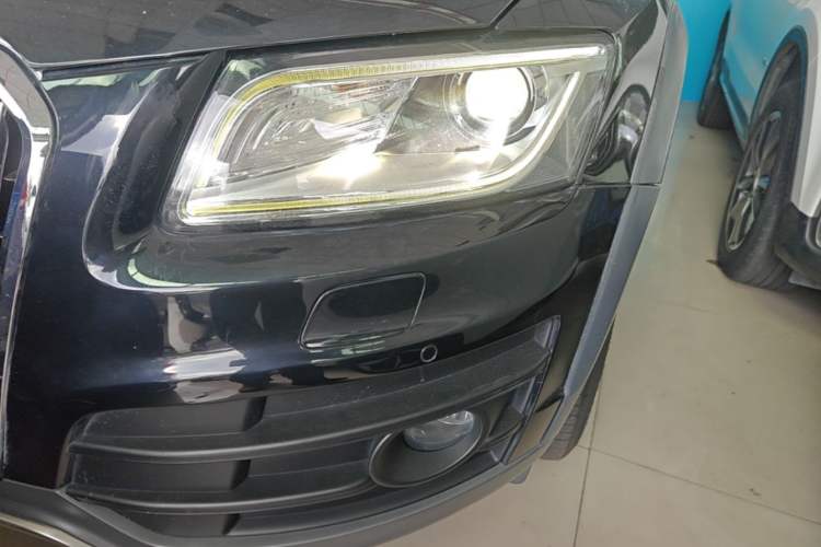 Used Audi Q5 2018 Collector's Edition 40 TFSI Technology Model Left Front Headlight