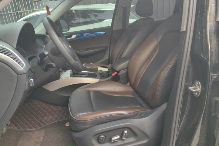 Used Audi Q5 2018 Collector's Edition 40 TFSI Technology Model Left Front Seat