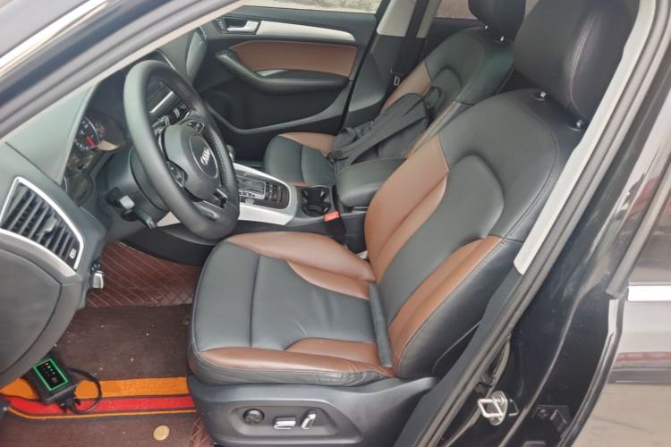 Used Audi Q5 2018 Collector's Edition 40 TFSI Technology Model Left Front Seat