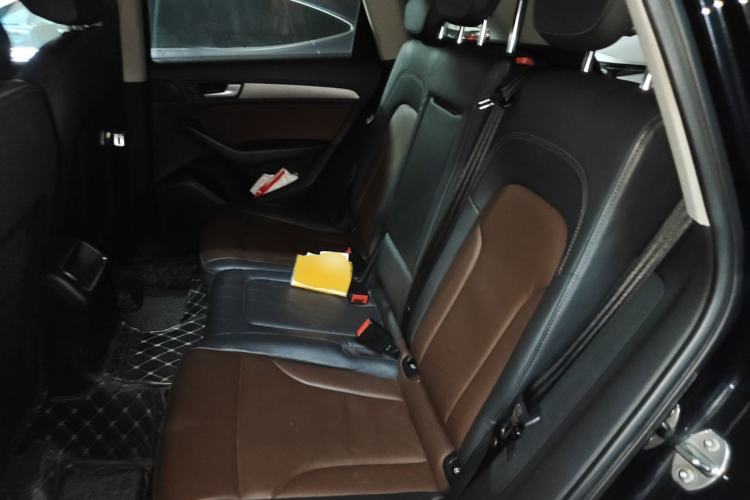 Used Audi Q5 2018 Collector's Edition 40 TFSI Ambition Model Left Rear Seat