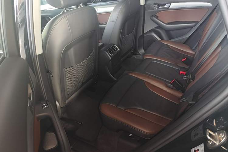 Used Audi Q5 2018 Collector's Edition 40 TFSI Technology Model Left Rear Seat