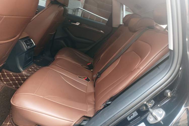 Used Audi Q5 2018 Collector's Edition 40 TFSI Technology Model Left Rear Seat