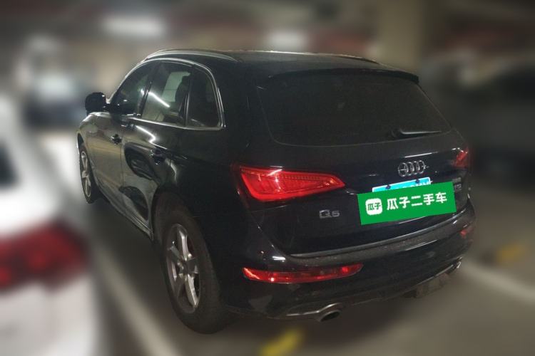 Used Audi Q5 2018 Collector's Edition 40 TFSI Ambition Model Rear Left 45 Deg