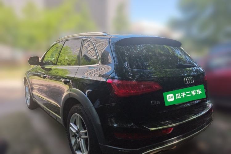 Used Audi Q5 2018 Collector's Edition 40 TFSI Technology Model Rear Left 45 Deg
