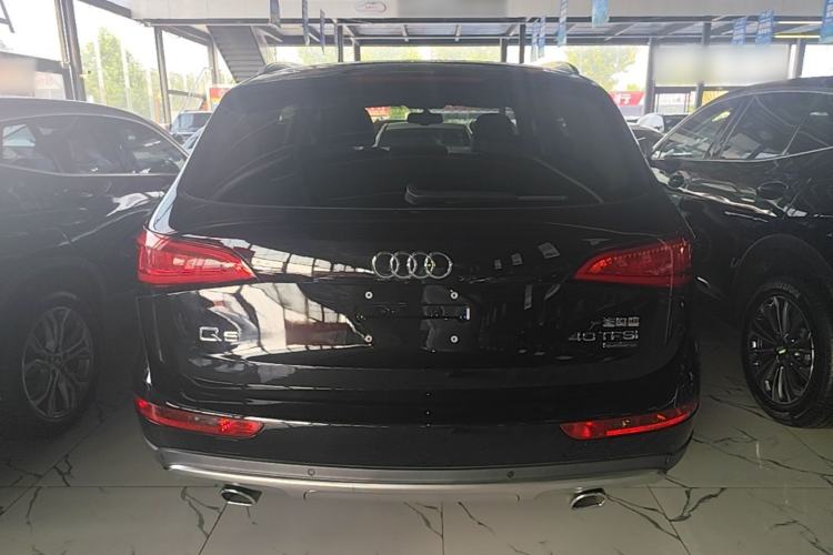 Used Audi Q5 2018 Collector's Edition 40 TFSI Technology Model Rear