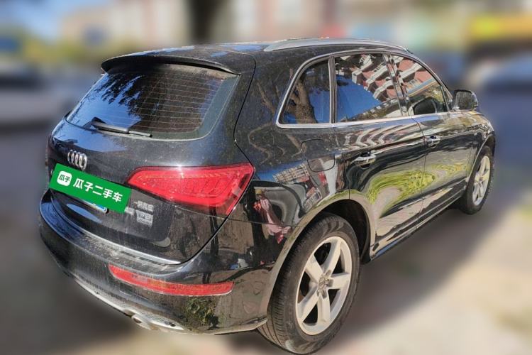 Used Audi Q5 2018 Collector's Edition 40 TFSI Ambition Model Rear Right 45 Deg