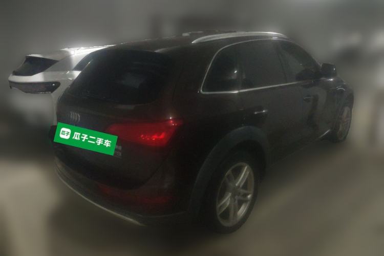 Used Audi Q5 2018 Collector's Edition 40 TFSI Technology Model Rear Right 45 Deg
