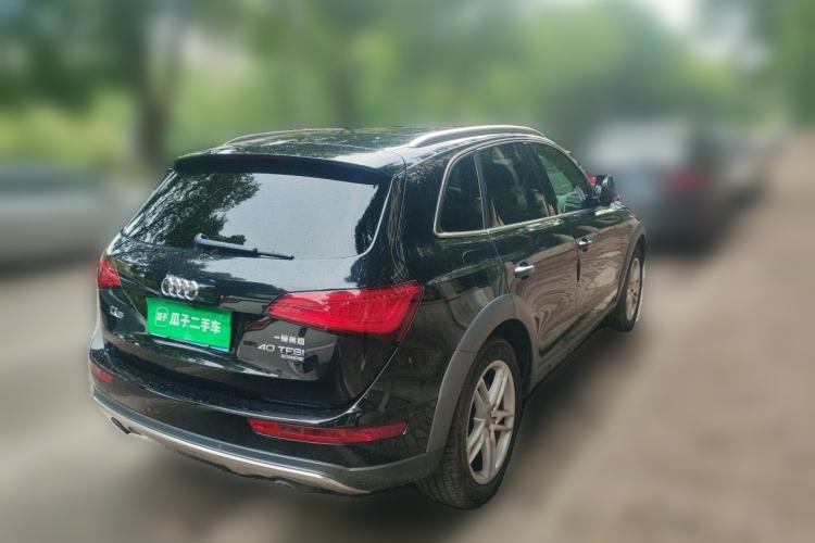 Used Audi Q5 2018 Collector's Edition 40 TFSI Technology Model Rear Right 45 Deg