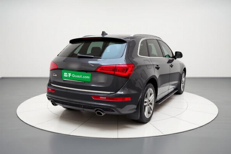 Used Audi Q5 2018 Collector's Edition 40 TFSI Technology Model Rear Right 45 Deg