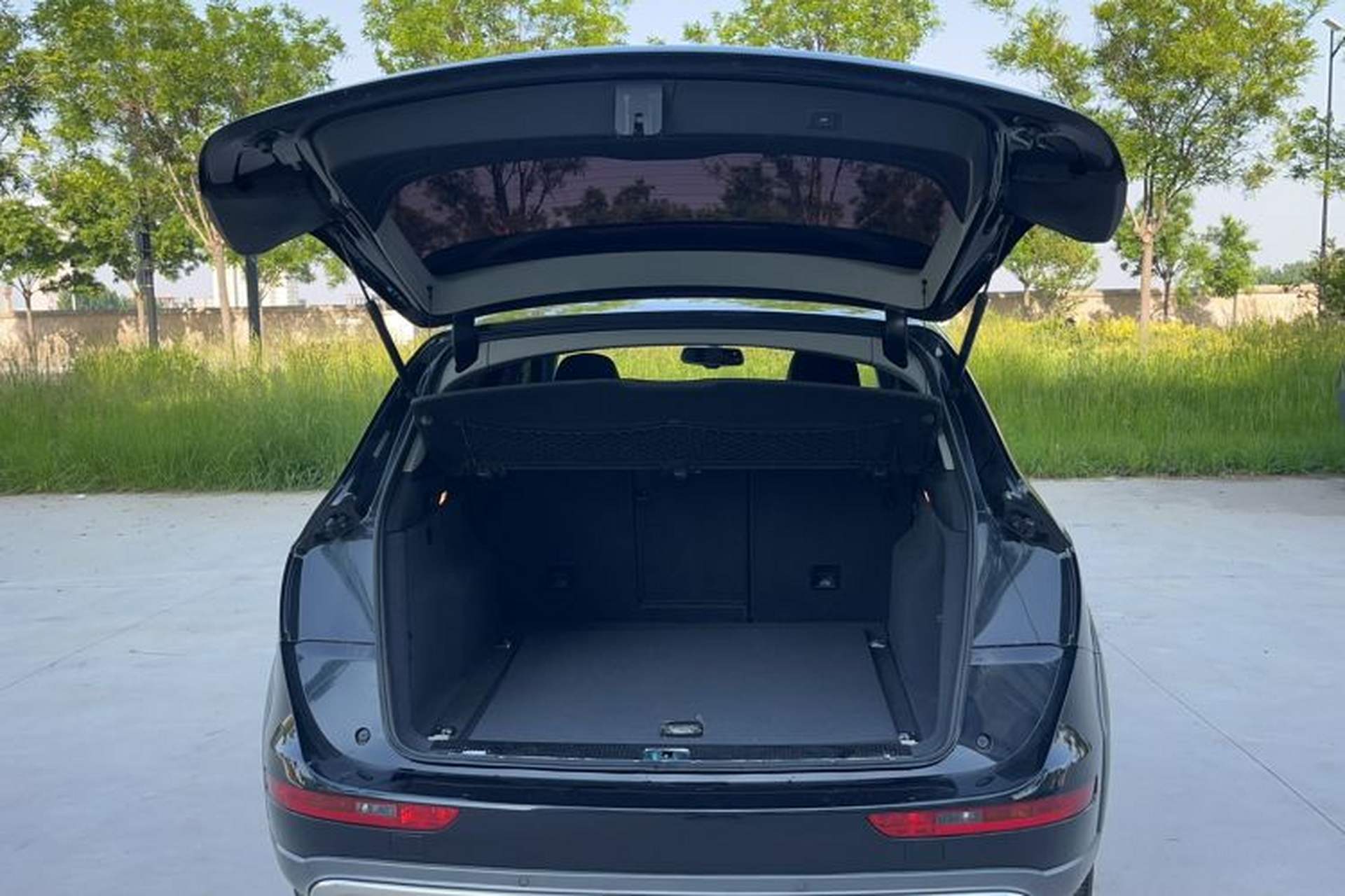 Used Audi Q5 2018 Collector's Edition 40 TFSI Technology Model Trunk